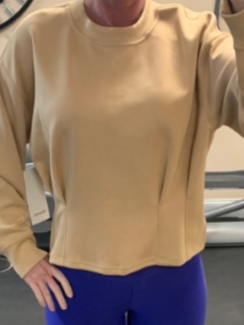 Lululemon gathered waist crew pullover top - Picture 2 of 7